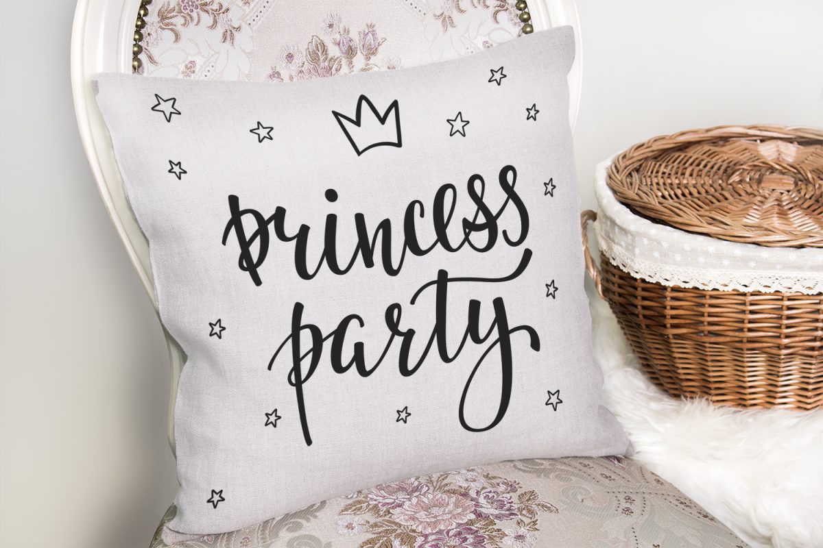 Prıncess Party Yazı Desenli Dijital Baskılı Dekoratif Yastık Kılıfı Realhomes