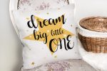 Dream Big Little One Yazılı Yıdız Desenli Dijital Baskılı Kırlent Kılıfı Realhomes