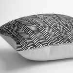 - K2233-3 - Realhomes Siyah Beyaz Çizgili Dijital Baskılı Dekoratif Kırlent Kılıfı Realhomes