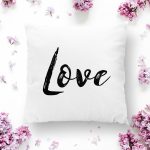 - K2238-1 - Realhomes  Love Yazı Desenli Dijital Baskılı Dekoratif Yastık Kırlent Kılıfı Realhomes
