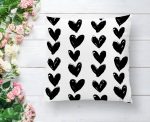 - K2305-1 - Realhomes  Siyah Kalp Desenli Dijital Baskılı Dekoratif Kırlent Kılıfı Realhomes