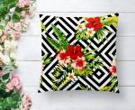 - K2345-1 - Realhomes  Geometrik Zeminde Çiçek Desenli Yastık Kırlent Kılıfı Realhomes