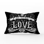 Siyah Love Baskılı Dekoratif Dikdörtgen Yastık Kırlent Kılıfı Realhomes