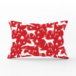 Kırmızı Zeminde Beyaz Yılbaşı Geyikleri Tasarımlı Dikdörtgen Yastık Kırlent Kılıfı Realhomes