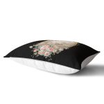 - dikdortgen-3200-1 - Realhomes Siyah Zeminde Çiçek Bahçesi Exclusive Modern Tasarımlı Kırlent Kılıfı Realhomes