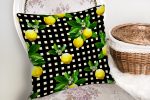 - realhomesK3107-1 - Realhomes Siyah Zeminde Ekose Desenli Limon Baskılı Dekoratif Yastık Kılıfı Realhomes