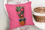 - realhomesK3205-1 - Realhomes Fuşya Zeminli Ananas Desenli Modern Yastık Kırlent Kılıfı Realhomes