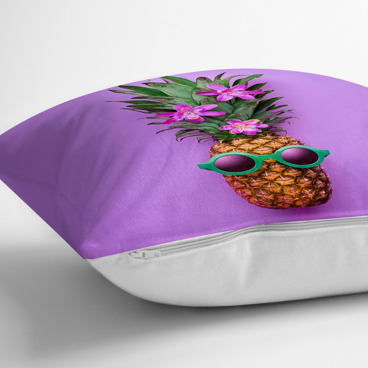 Mor Zeminde Ananas Desenli Modern Yastık Kırlent Kılıfı Realhomes