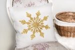 - realhomesK3207-1 - Realhomes  Altın Görünümlü Kar Tanesi Desenli 3D Modern Yastık Kırlent Kılıfı Realhomes