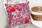 Pembe Zeminli Love You Temalı Modern Yastık Kırlent Kılıfı Realhomes
