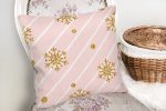 - realhomesK3226-1 - Realhomes  Pembe Zeminde Kartanesi Detaylı Özel Tasarım Yastık Kırlent Kılıfı Realhomes