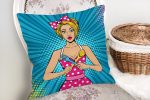 - realhomesK3284-1 - Realhomes Mavi Zemini Popart Girl Desenli Dekoratif Yastık Kırlent Kılıfı Realhomes