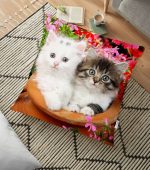 - yerminderi-YER-15 - Realhomes  Sevimli Kediler Dijital Baskılı Dekoratif Yer Minderi - 70 x 70 cm Realhomes