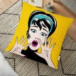 Beyaz Kedicikler Tasarımlı Djital Baskılı Dekoratif Yer Minderi - 70 x 70 cm Realhomes