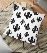 Siyah Beyaz Kaktüs Desenli Dekoratif Yer Minderi - 70 x 70 cm Realhomes