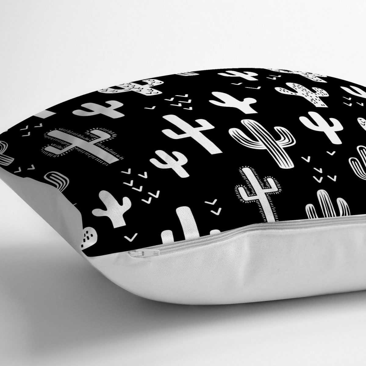 Siyah Beyaz Kaktüs Baskılı Dekoratif Yer Minderi - 70 x 70 cm Realhomes