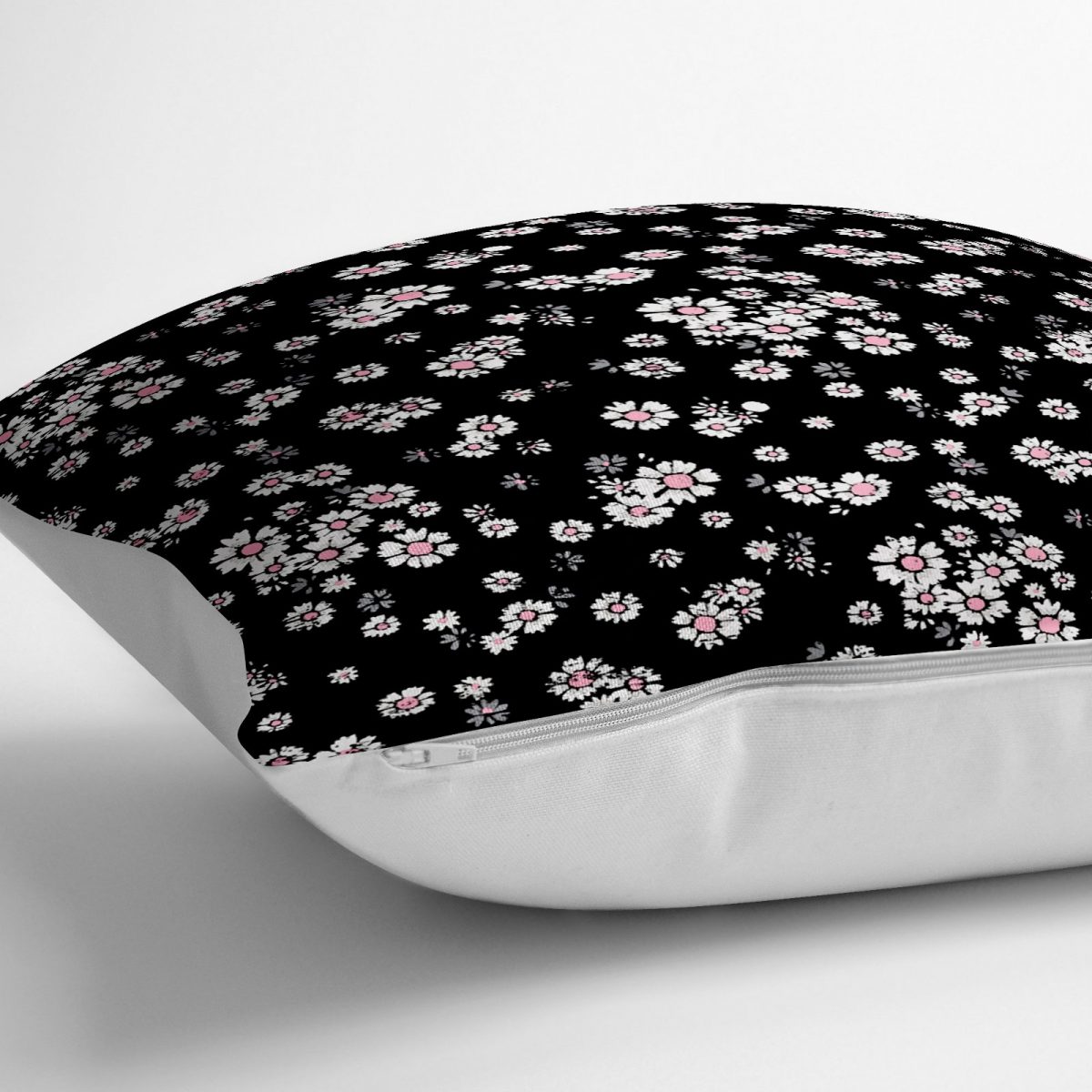 Siyah Zeminde Beyaz Çiçekler Dijital Baskılı Yer Minderi - 70 x 70 cm Realhomes
