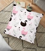 Pembe Zeminli Kuğu Resimli Dijital Baskılı Yer Minderi - 70 x 70 cm Realhomes