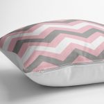 Renkli Zigzag Desenli Dijital Baskılı Dekoratif Yer Minderi - 70 x 70 cm Realhomes