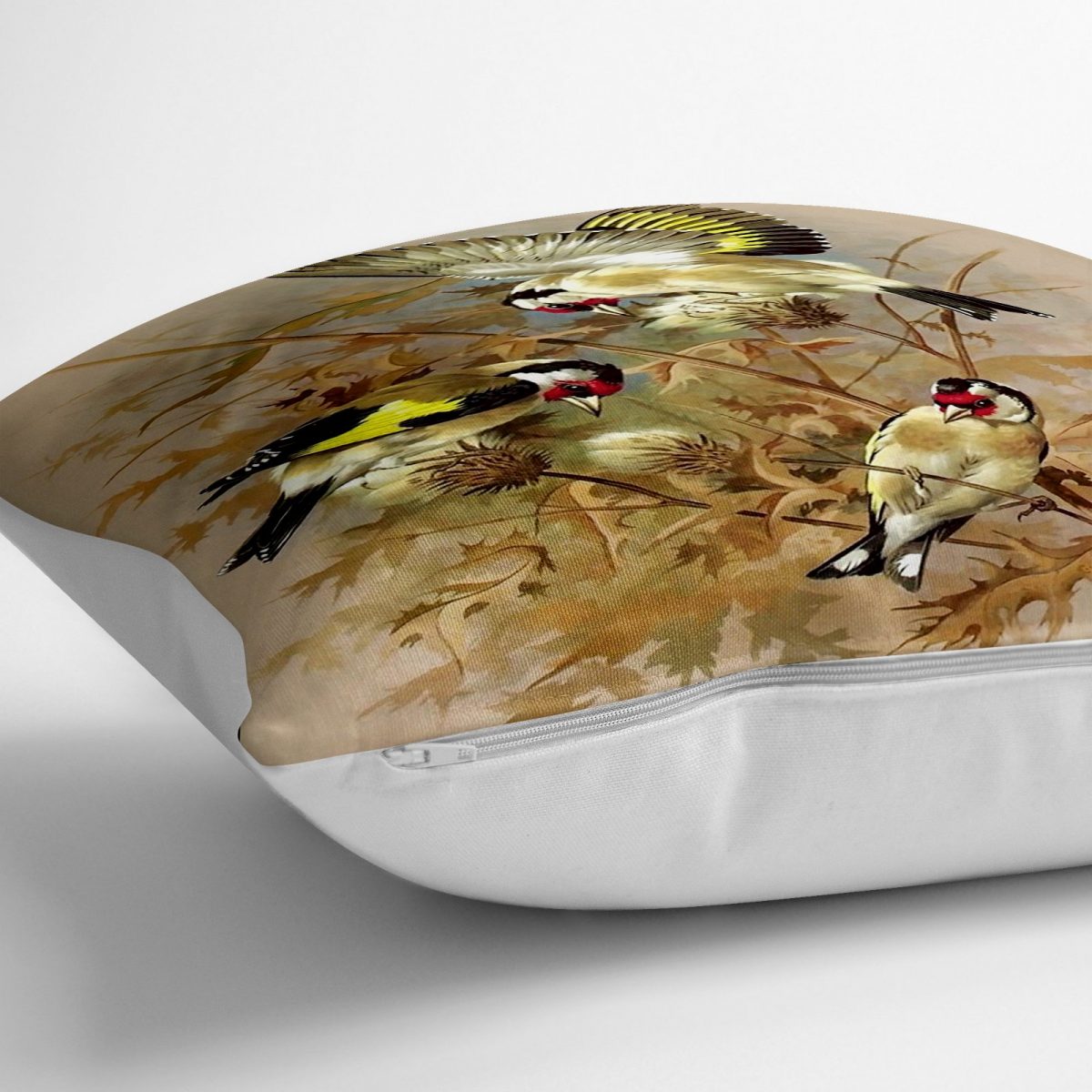 Saka Kuşlu Dijital Baskılı Dekoratif Yer Minderi - 70 x 70 cm Realhomes