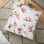 Sarı Zeminli Pati Resimli Dijital Baskılı Dekoratif Yer Minderi - 70 x 70 cm Realhomes