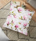 Geometrik Zeminli Çiçek Temalı Modern Yer Minderi - 70 x 70 cm Realhomes