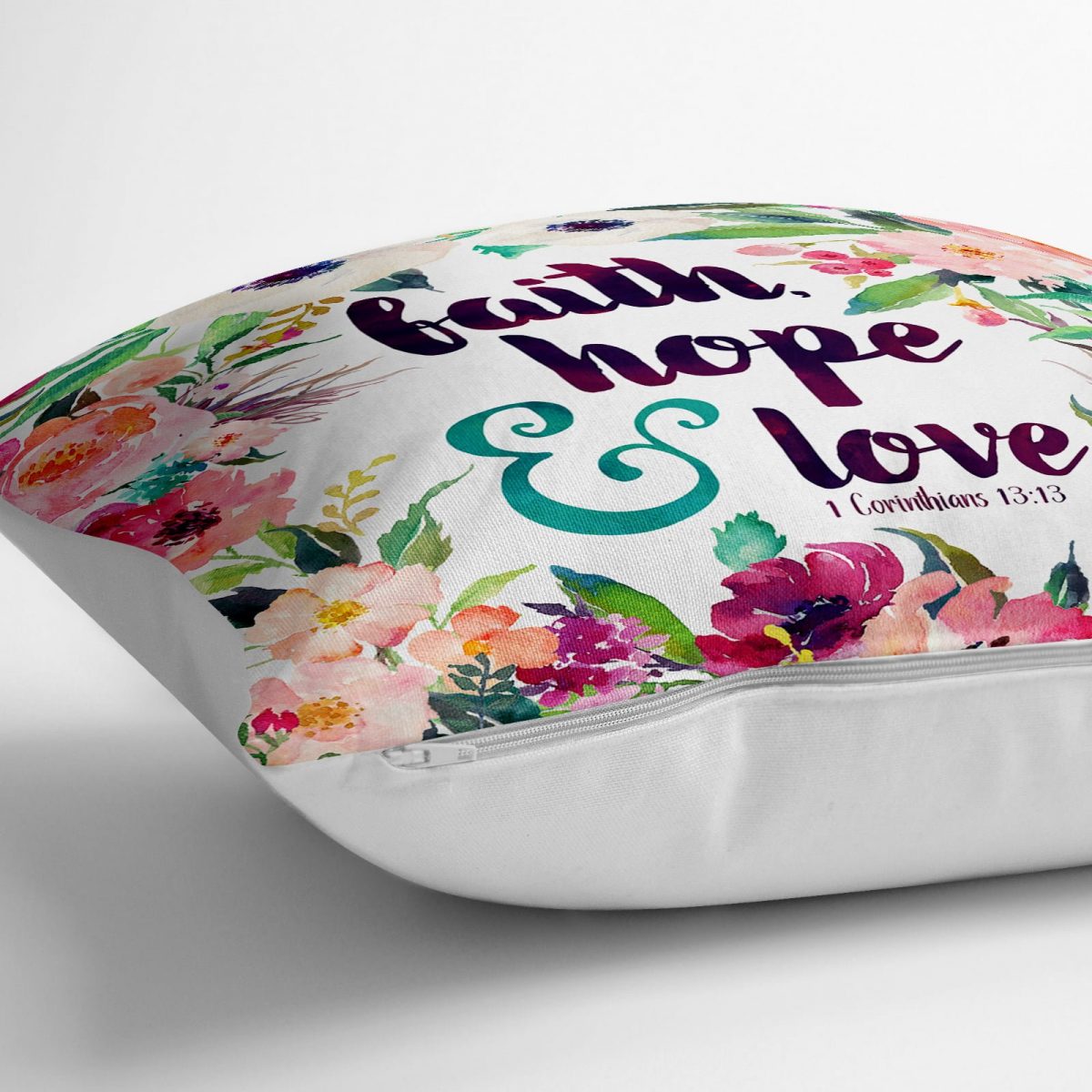 Çiçek Desenli Yazılı Dijital Baskılı Dekoratif Yer Minderi - 70 x 70 cm Realhomes
