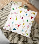 - yerminderi-YER-2333 - Realhomes  Krem Zeminli Kuş Desenli Dijital Baskılı Yer Minderi - 70 x 70 cm Realhomes