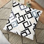 Pudra Çiçekler Temalı Dekoratif Yer Minderi - 70 x 70 cm Realhomes