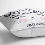 - yerminderi-YER-2569-1 - Realhomes  Taç Motifli Kalp Desenli Modern Yer Minderi - 70 x 70 cm Realhomes