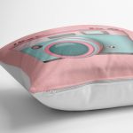 - yerminderi-YER-3008-1 - Realhomes Nostaljik Fotoğraf Makinası 3D Dijital Baskılı Yer Minderi - 70 x 70 cm Realhomes