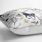 - yerminderi-YER-3043-1 - Realhomes  Ekru Zeminli Geyik ve Yaprak Motifler Dijital Baskılı Yer Minderi - 70 x 70 cm Realhomes