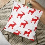 Merry Christmas Geyik Desenli Dekoratif Yer Minderi - 70 x 70 cm Realhomes