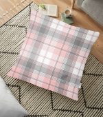 - yerminderi-YER-3081 - Realhomes Pembe Gri Ekose Desenli Dekoratif Yer Minderi - 70 x 70 cm Realhomes