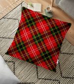 - yerminderi-YER-3084 - Realhomes  Kırmızı Zeminde Siyah Edkose Desenli Dekoratif Yer Minderi - 70 x 70 cm Realhomes