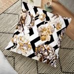 Mor Zeminli Palmiyeler Motifli Dijital Baskılı Dekoratif Yer Minderi - 70 x 70 cm Realhomes