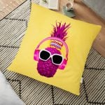 Sarı Zeminli 3D Ananas Modern Tasarımlı Yer Minderi - 70 x 70 cm Realhomes