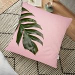 Üçgen Pudra Renkler Özel Tasarımlı Dekoratif Yer Minderi - 70 x 70 cm Realhomes