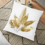 Damalı Pudra Renkli Altın Kalpler Özel Tasarım Yer Minderi - 70 x 70 cm Realhomes