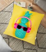 - yerminderi-YER-3234 - Realhomes  Sarı Zeminli Ananas Detaylı Modern Yer Minderi - 70 x 70 cm Realhomes