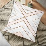 Geometrik Şekilli Altın Detaylı Modern Yer Minderi - 70 x 70 cm Realhomes