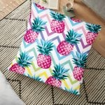 Pembe Zeminli Summer Ananas Desenli Yer Minderi - 70 x 70 cm Realhomes