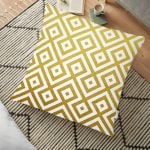 Geometrik Altın Kabartma Desenli Özel Tasarım Yer Minderi - 70 x 70 cm Realhomes
