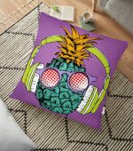 Mor Zeminde Tropikal Ananas Desenli Dijital Baskılı Yer Minderi - 70 x 70 cm Realhomes