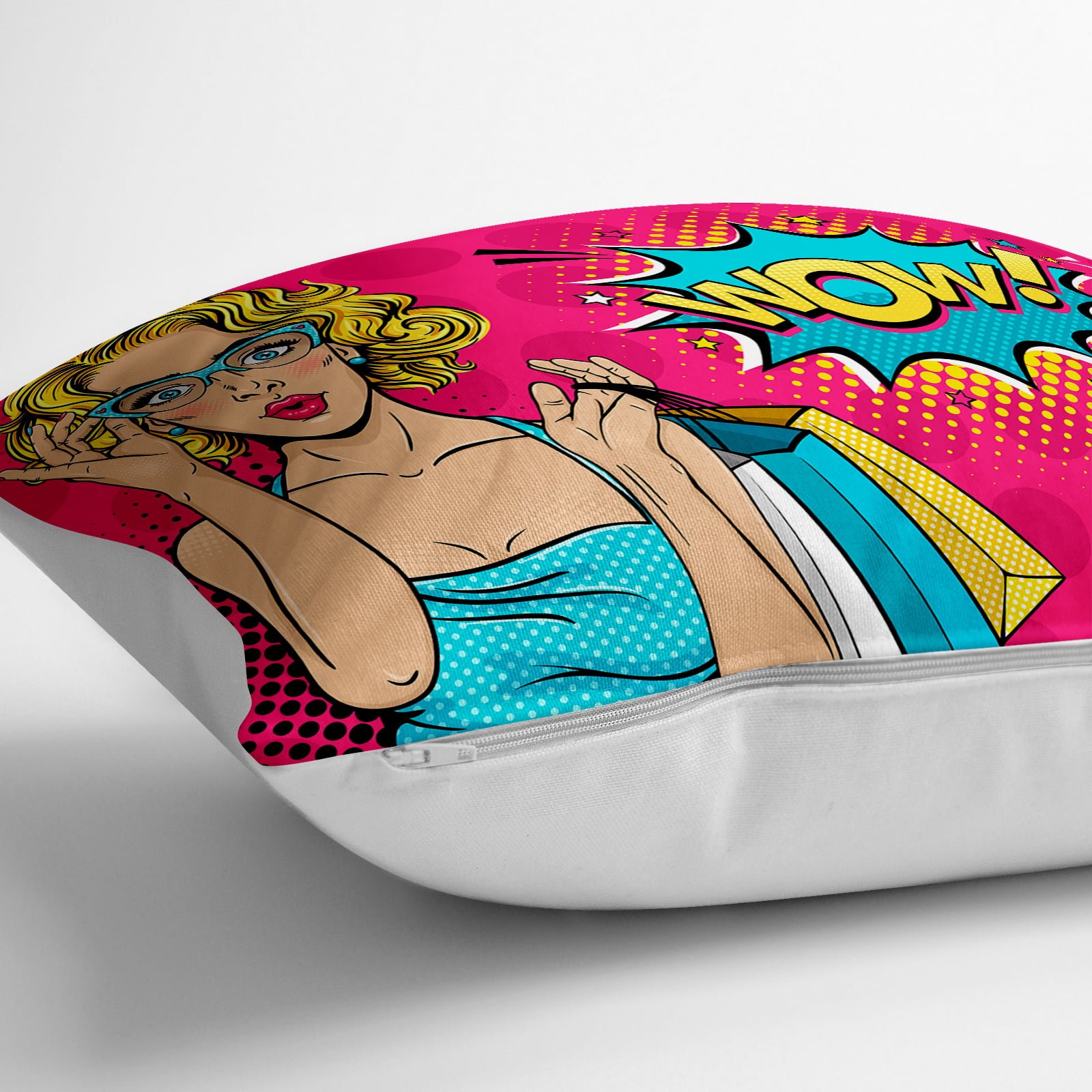 - yerminderi-YER-3278-1 - Realhomes  Pempe Pop Art Wow Tasarımlı Dekoratif Yer Minderi - 70 x 70 cm Realhomes