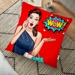 Pop Art Wow TV Desenli Dekoratif Yer Minderi - 70 x 70 cm Realhomes