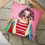 Mor Zeminli Pop Art Tasarımlı Dijital Baskılı Dekoratif Yer Minderi - 70 x 70 cm Realhomes