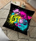 - yerminderi-YER-3303 - Realhomes  Siyah Zeminli Cool Girl Dijital Baskılı Dekoratif Yer Minderi - 70 x 70 cm Realhomes