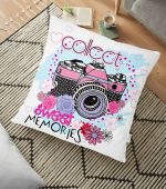 - yerminderi-YER-3305 - Realhomes  Çiçekler ve Fotoğraf Makinesi Tasarımlı Dijital Baskılı Yer Minderi - 70 x 70 cm Realhomes