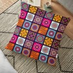 RealHomes Mozaik Desenli Özel Tasarım Yer Minderi - 70 x 70 cm Realhomes